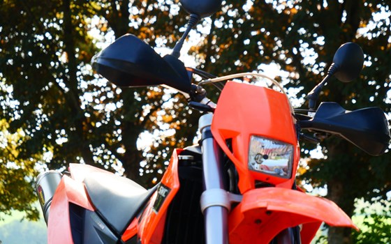 Gebrauchtmotorrad KTM 660 SMC - Bild 5