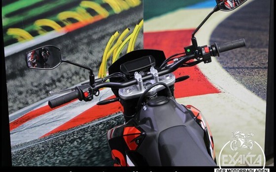 Neufahrzeug Aprilia RX 125 - Bild 11