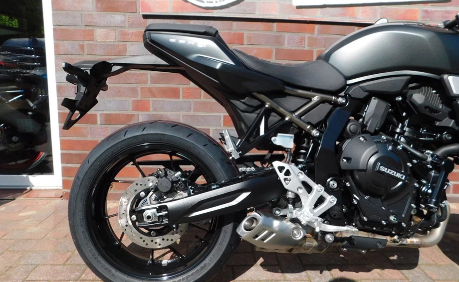 Angebot Suzuki GSX-8T Bild 13: Angebot Suzuki GSX-8T