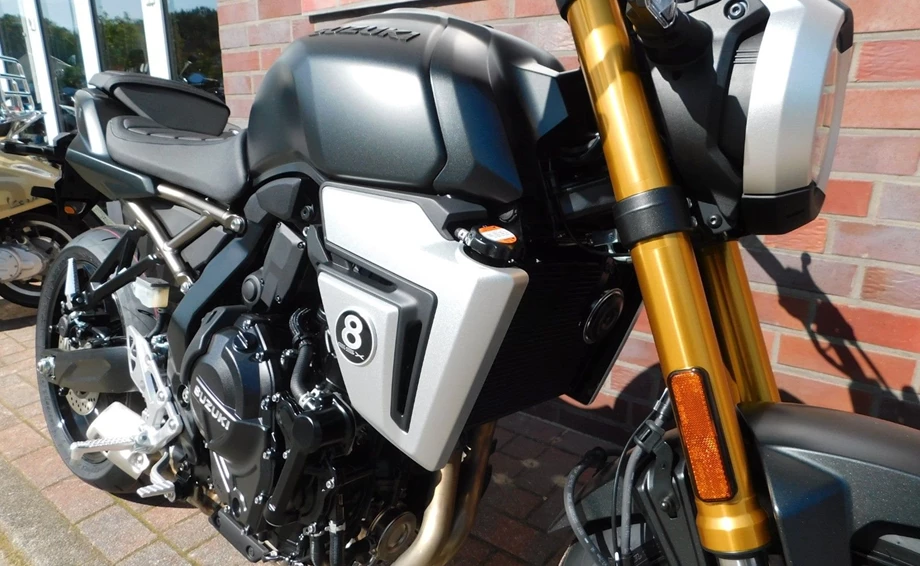 Angebot Suzuki GSX-8T Bild 15: Angebot Suzuki GSX-8T