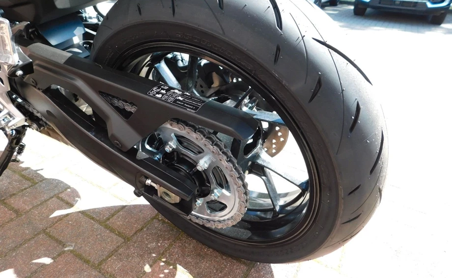 Angebot Suzuki GSX-8T Bild 8: Angebot Suzuki GSX-8T