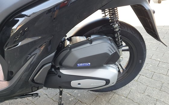 Gebrauchtmotorrad Honda SH125i - Bild 11