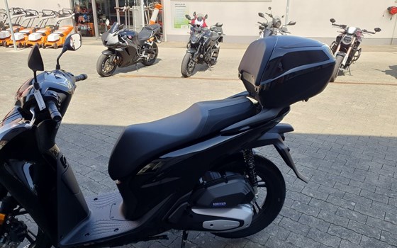 Gebrauchtmotorrad Honda SH125i - Bild 12