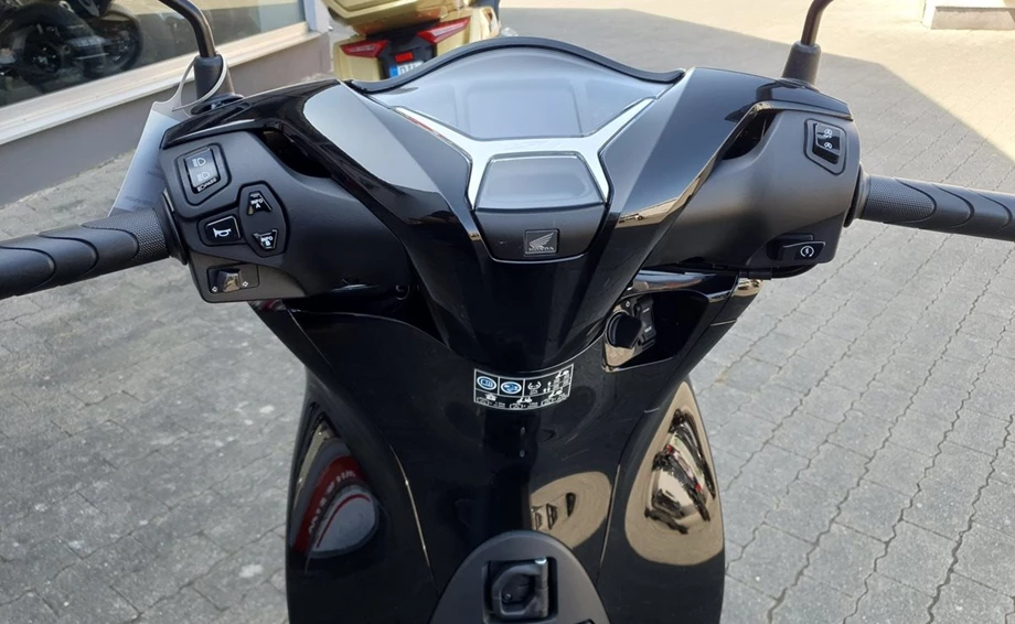 Angebot Honda SH125i Bild 17: Angebot Honda SH125i