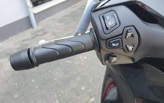 Gebrauchtmotorrad Honda SH125i - Bild 19