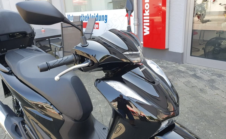 Angebot Honda SH125i Bild 7: Angebot Honda SH125i