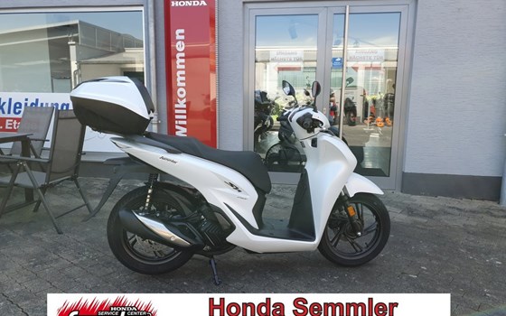 Gebrauchtmotorrad Honda SH150i - Bild 1