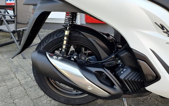 Neufahrzeug Honda SH150i - Bild 4