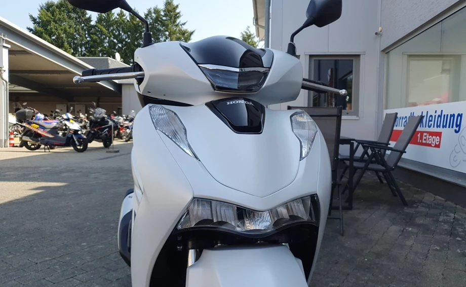 Angebot Honda SH150i Bild 9: Angebot Honda SH150i