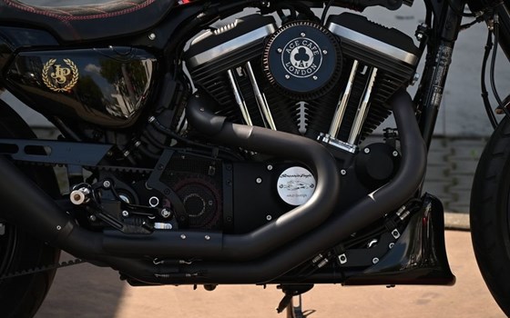 Gebrauchtmotorrad Harley-Davidson Sportster XL 1200CX Roadster - Bild 3