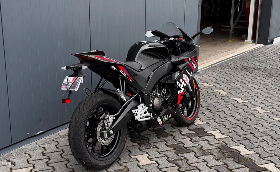 Angebot Aprilia RS 125 GP Replica Bild 2: Angebot Aprilia RS 125 GP Replica