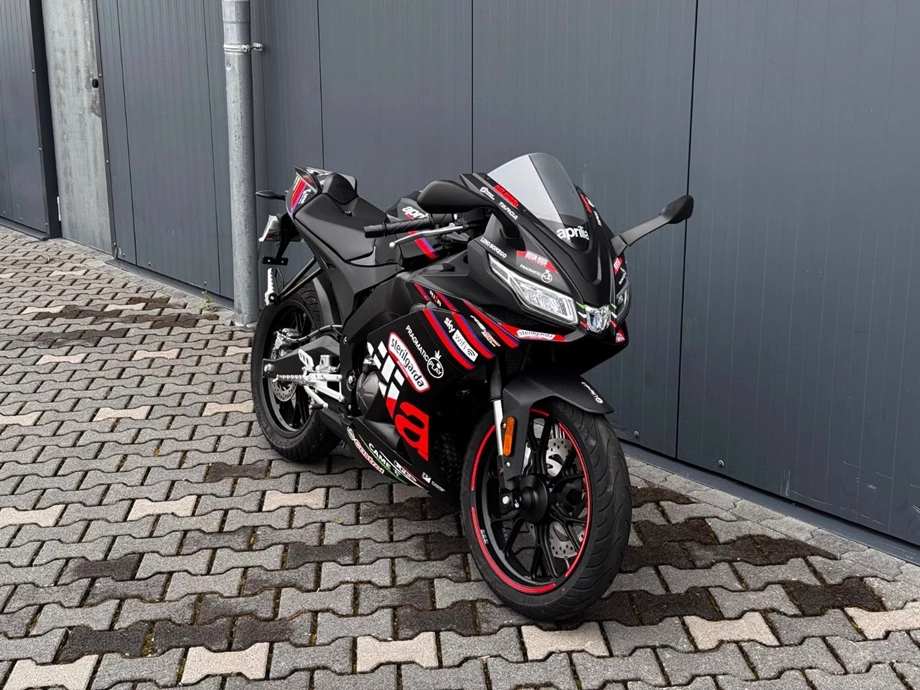 Angebot Aprilia RS 125 GP Replica Bild 3: Angebot Aprilia RS 125 GP Replica