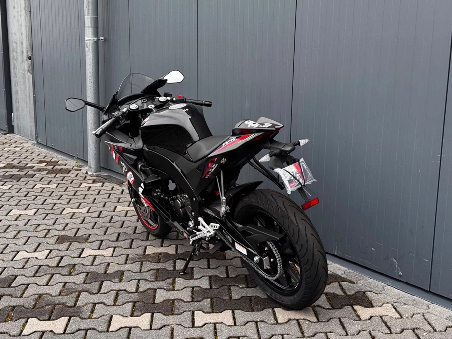 Angebot Aprilia RS 125 GP Replica Bild 6: Angebot Aprilia RS 125 GP Replica