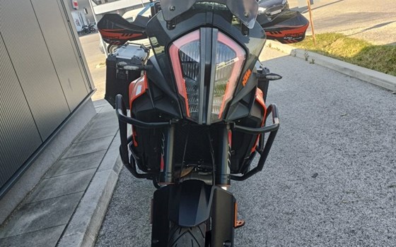 Gebrauchtmotorrad KTM 1290 Super Adventure S - Bild 3 Gebrauchtmotorrad KTM 1290 Super Adventure S - Bild 3