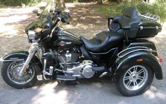 Gebrauchtmotorrad Harley-Davidson Tri Glide Ultra Classic - Bild 1