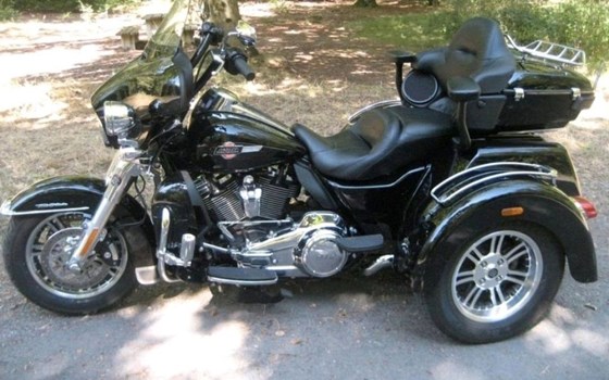 Gebrauchtmotorrad Harley-Davidson Tri Glide Ultra Classic - Bild 2