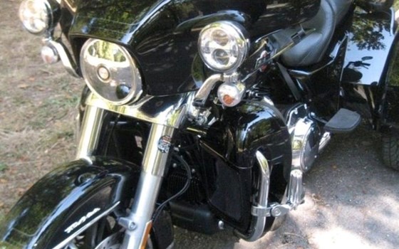 Gebrauchtmotorrad Harley-Davidson Tri Glide Ultra Classic - Bild 6