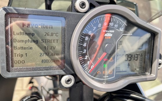 Gebrauchtmotorrad KTM 1290 Super Duke GT - Bild 6