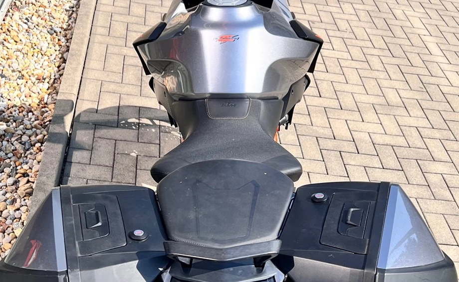 Angebot KTM 1290 Super Duke GT Bild 5: Angebot KTM 1290 Super Duke GT