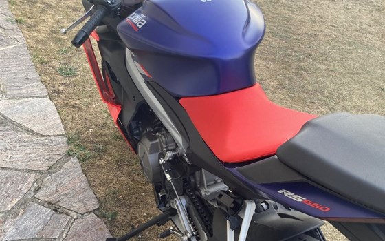 Gebrauchtmotorrad Aprilia RS 660 - Bild 4 Gebrauchtmotorrad Aprilia RS 660 - Bild 4