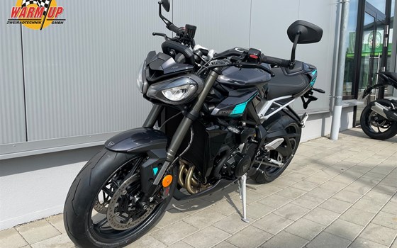 Neufahrzeug Triumph Street Triple 765 RS - Bild 11