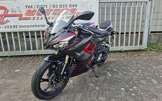 Neufahrzeug QJ Motor SRK 125 R - Bild 1