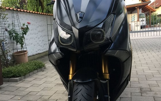 Gebrauchtmotorrad Yamaha TMAX SX Sport Edition - Bild 1 Gebrauchtmotorrad Yamaha TMAX SX Sport Edition - Bild 1