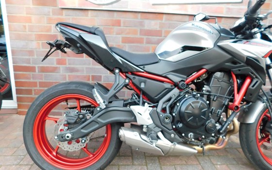 Gebrauchtmotorrad Kawasaki Z650 - Bild 13