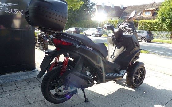 Gebrauchtmotorrad Piaggio MP3 300 - Bild 13