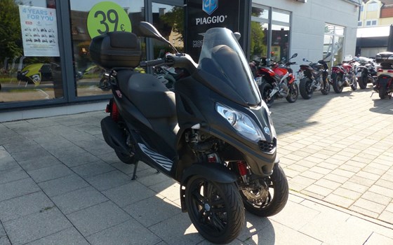 Gebrauchtmotorrad Piaggio MP3 300 - Bild 3