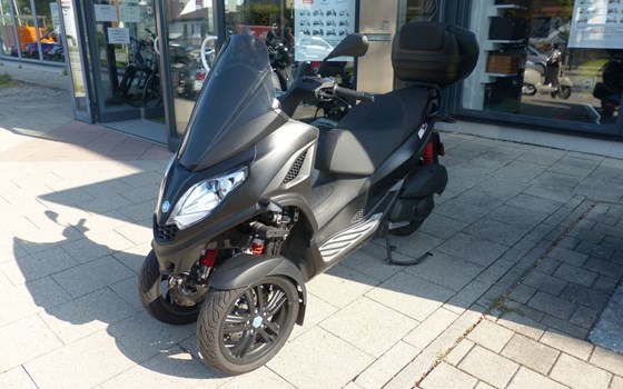 Gebrauchtmotorrad Piaggio MP3 300 - Bild 6