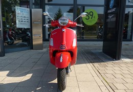 Neumotorrad Vespa GTS 125 Super Sport