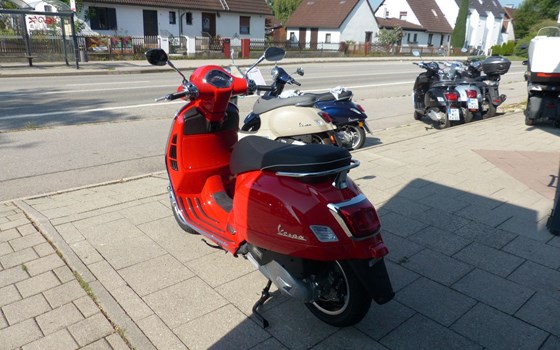 Neufahrzeug Vespa GTS 125 Super - Bild 12