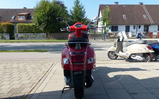 Neufahrzeug Vespa GTS 125 Super - Bild 15