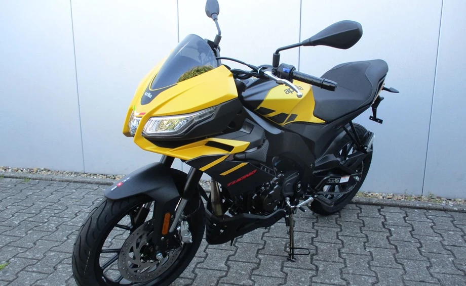 Angebot Aprilia Tuono 125 Bild 2: Angebot Aprilia Tuono 125