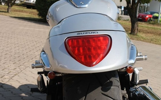 Gebrauchtmotorrad Suzuki VZR 1800 - Bild 10