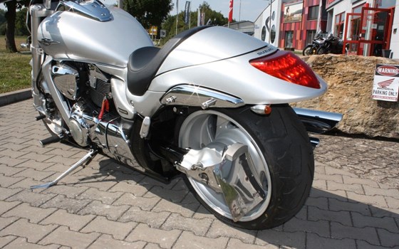 Gebrauchtmotorrad Suzuki VZR 1800 - Bild 12