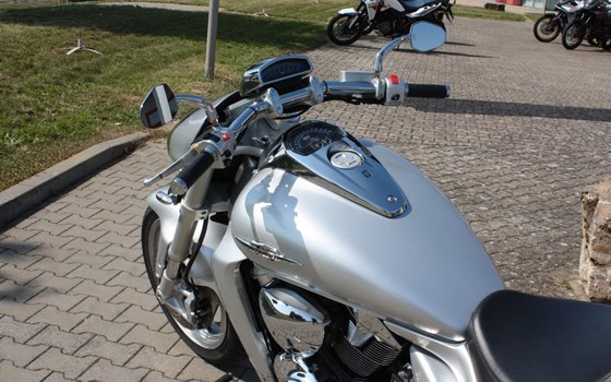 Gebrauchtmotorrad Suzuki VZR 1800 - Bild 13