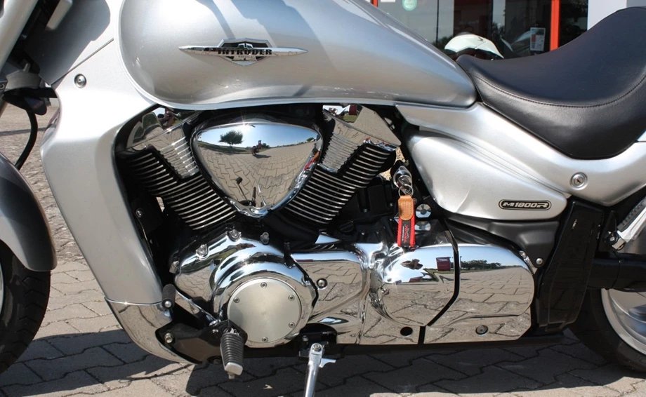 Angebot Suzuki VZR 1800 Bild 6: Angebot Suzuki VZR 1800