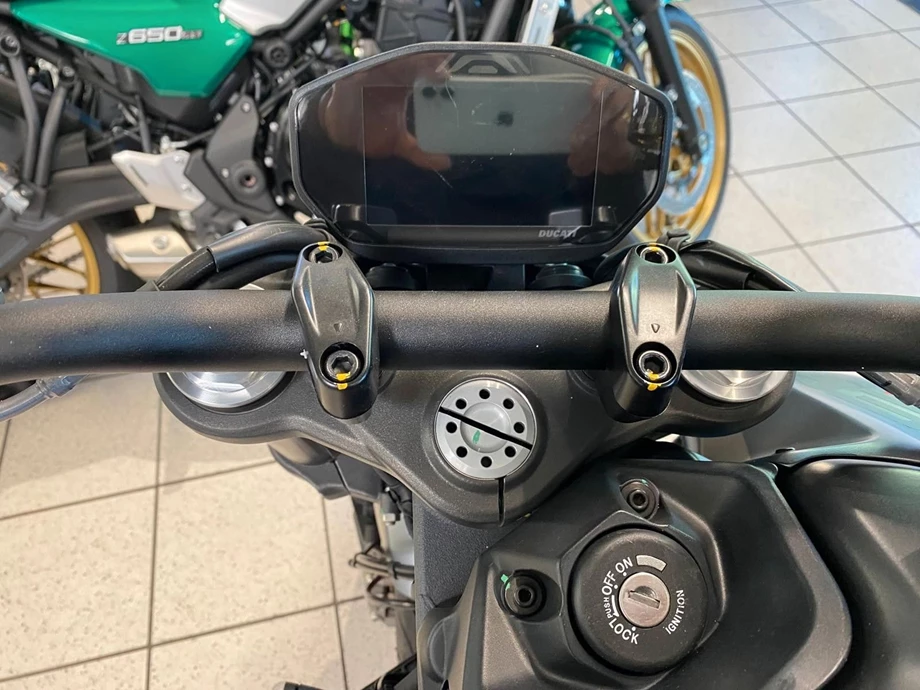 Angebot Ducati Monster Bild 3: Angebot Ducati Monster