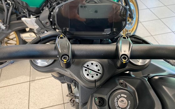 Gebrauchtmotorrad Ducati Monster - Bild 3