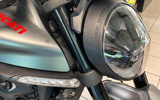 Gebrauchtmotorrad Ducati Monster - Bild 6