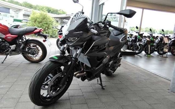Gebrauchtmotorrad Kawasaki Z7 Hybrid - Bild 2