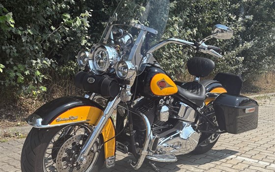 Gebrauchtmotorrad Harley-Davidson Softail Heritage Classic FLSTC - Bild 2 Gebrauchtmotorrad Harley-Davidson Softail Heritage Classic FLSTC - Bild 2