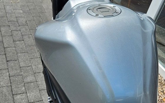 Gebrauchtmotorrad Yamaha FZ1 - Bild 5