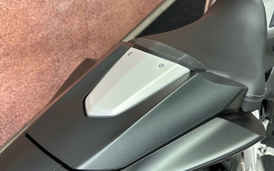 Neufahrzeug Honda CB650R - Bild 10