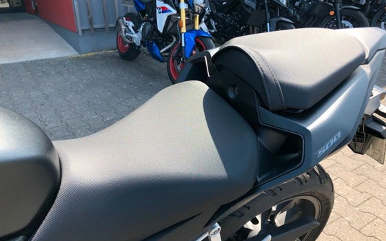 Gebrauchtmotorrad Honda CB500 Hornet - Bild 6