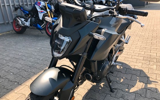 Gebrauchtmotorrad Honda CB500 Hornet - Bild 8