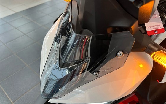 Neufahrzeug Honda CB1000 Hornet - Bild 16