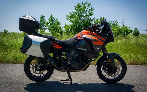 Gebrauchtmotorrad KTM 1290 Super Adventure S - Bild 5 Gebrauchtmotorrad KTM 1290 Super Adventure S - Bild 5